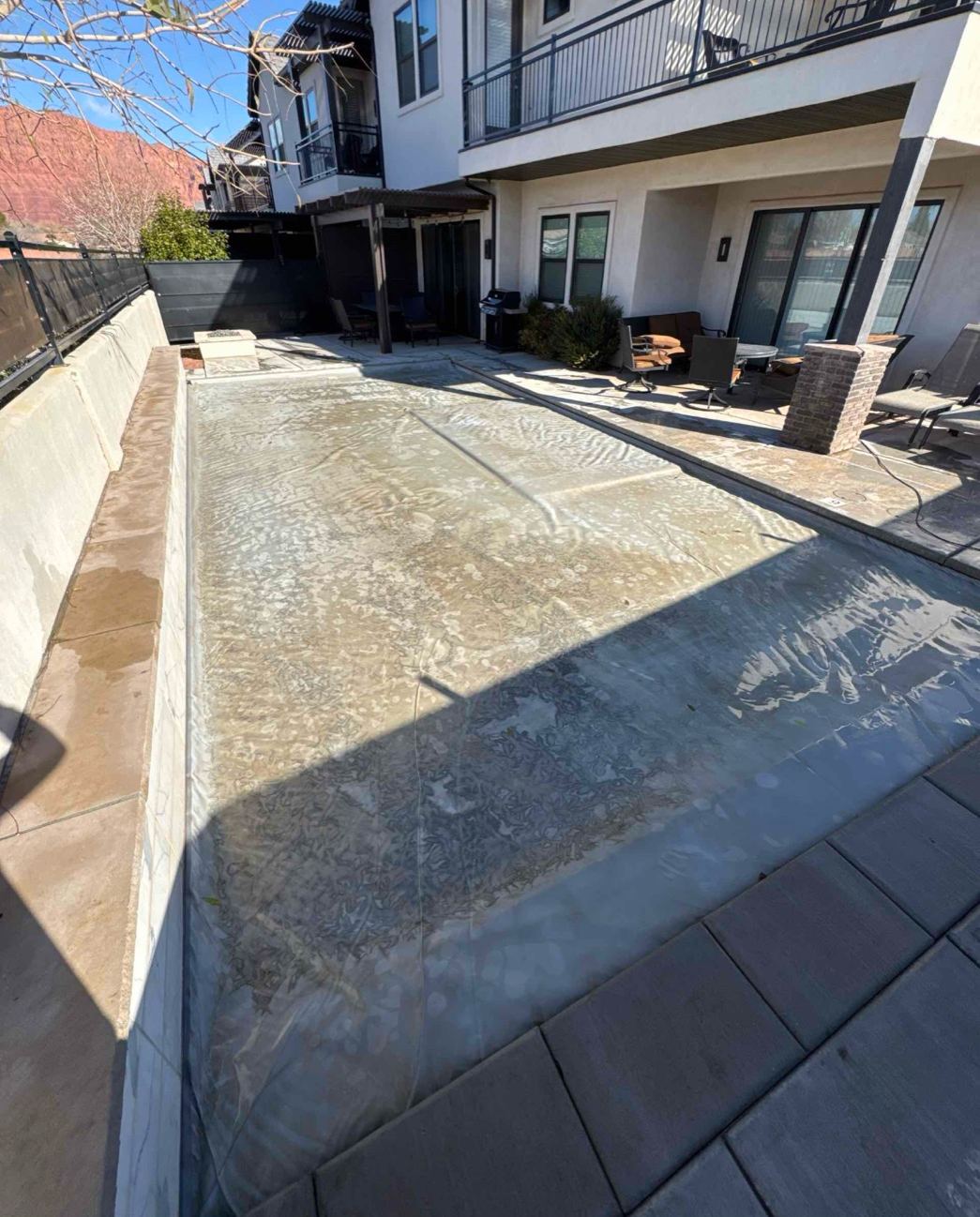 Clean pool cover after cleaning by Endless Summer Pool Service